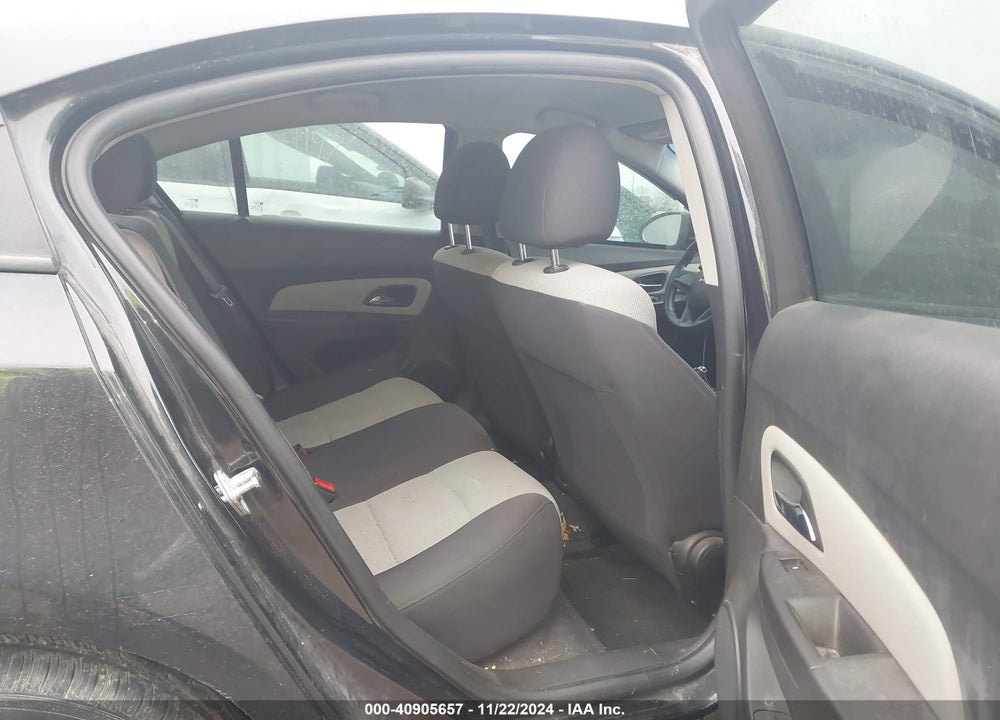2015 CHEVROLET CRUZE LS MANUAL VIN: 1G1PB5SH8F7207589