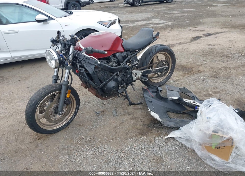 1993 SUZUKI GSX750 F VIN: JS1GR78A2P2100782
