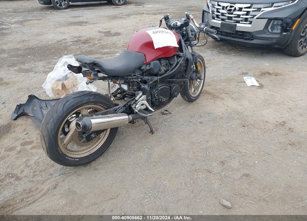 1993 SUZUKI GSX750 F VIN: JS1GR78A2P2100782