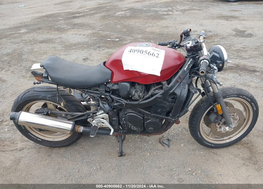 1993 SUZUKI GSX750 F VIN: JS1GR78A2P2100782