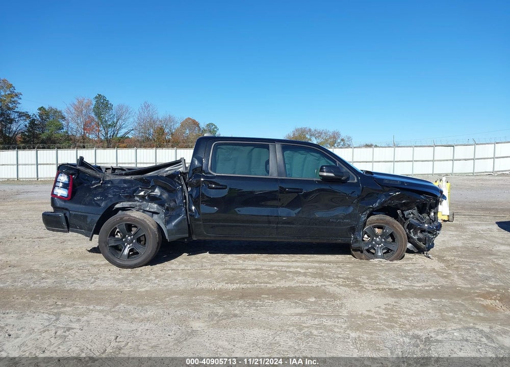 2022 RAM 1500 VIN: 1C6SRFFT7NN137103