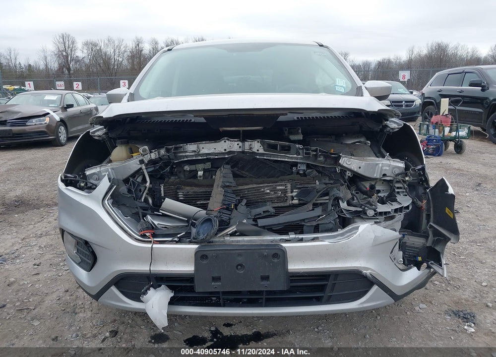 2017 FORD ESCAPE SE VIN: 1FMCU9G91HUB67185