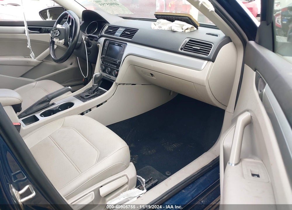 2019 VOLKSWAGEN PASSAT VIN: 1VWLA7A34KC010184