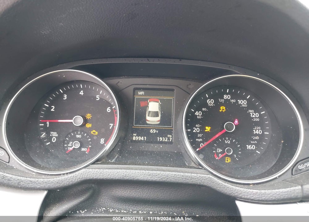 2019 VOLKSWAGEN PASSAT VIN: 1VWLA7A34KC010184