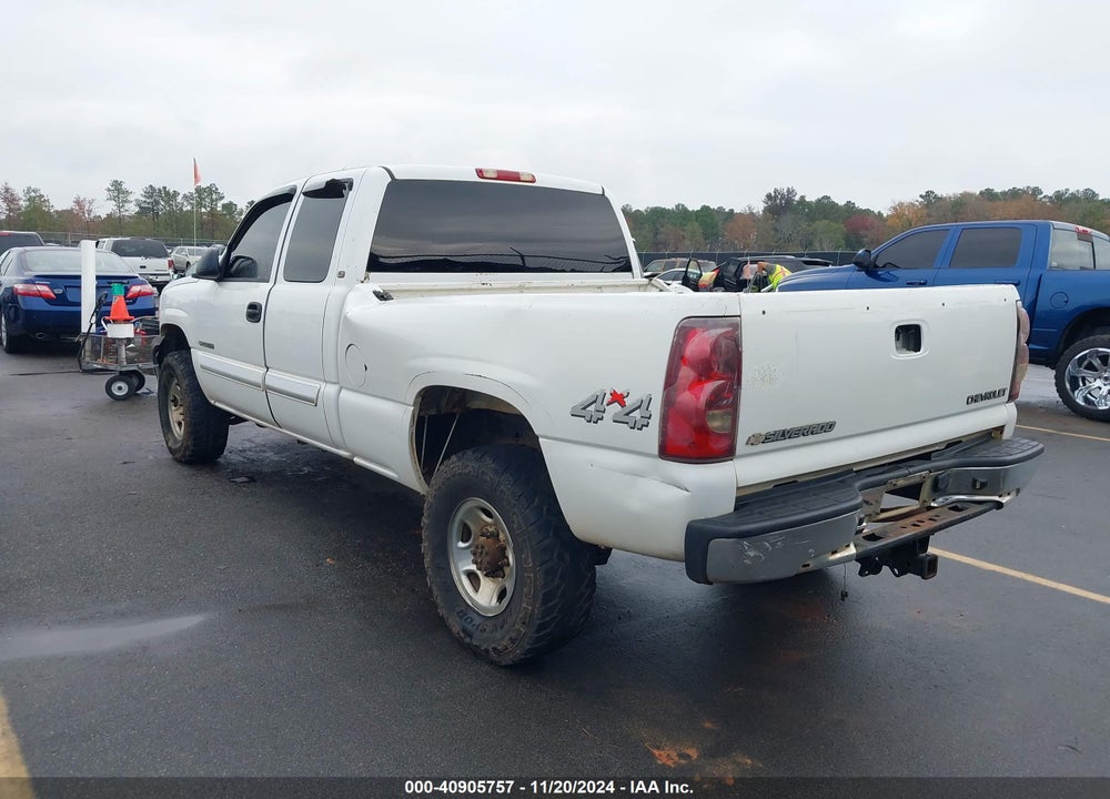 2003 CHEVROLET SILVERADO 2500HD LS VIN: 1GCHK29U93E292365