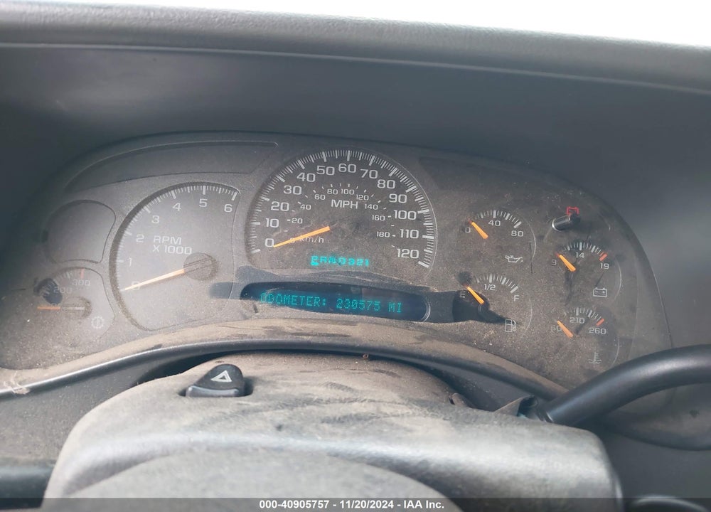 2003 CHEVROLET SILVERADO 2500HD LS VIN: 1GCHK29U93E292365