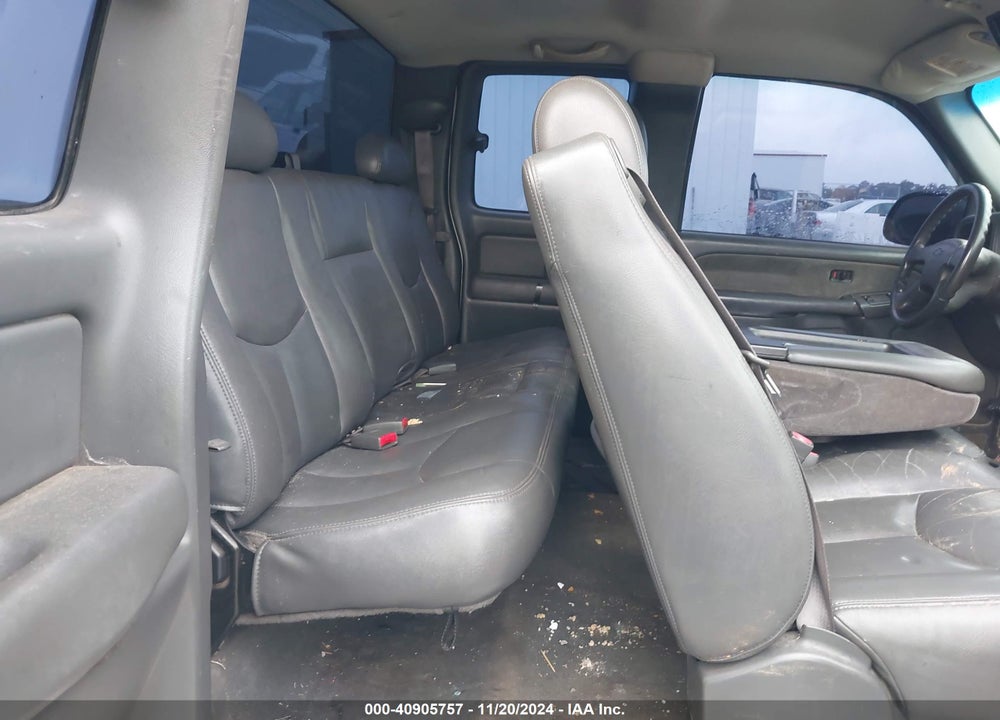 2003 CHEVROLET SILVERADO 2500HD LS VIN: 1GCHK29U93E292365
