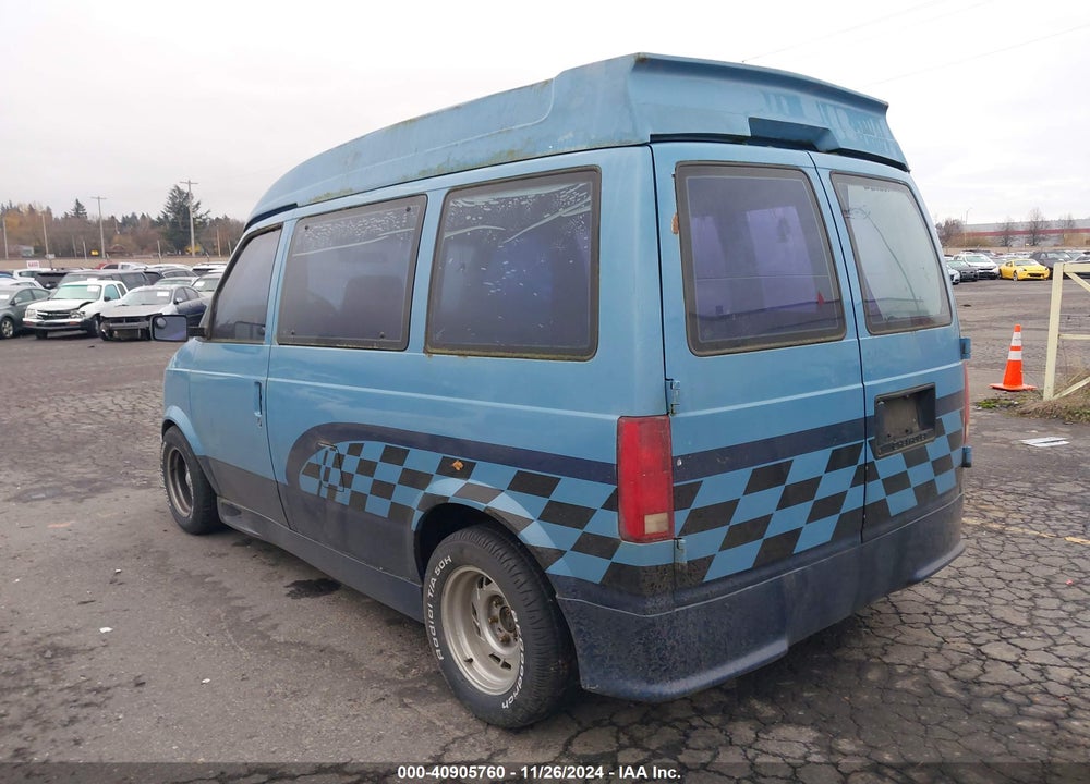 1985 CHEVROLET ASTRO VIN: 1G8CM15N3FB123519
