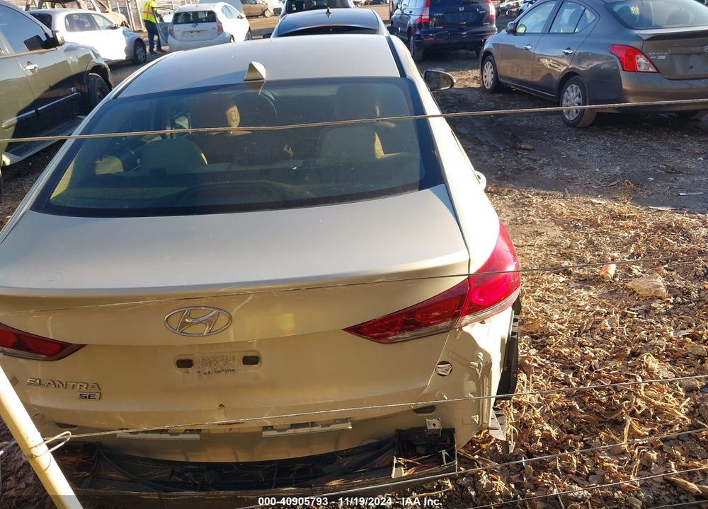 2017 HYUNDAI ELANTRA SE VIN: 5NPD74LF9HH202886