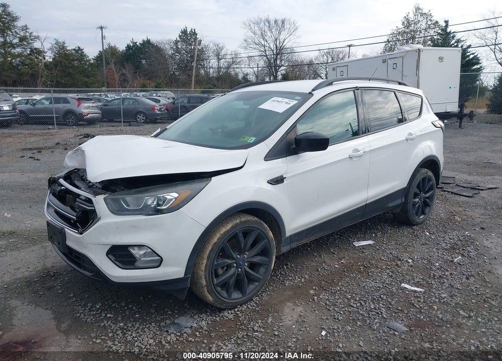 2017 FORD ESCAPE SE VIN: 1FMCU9GD9HUD35935