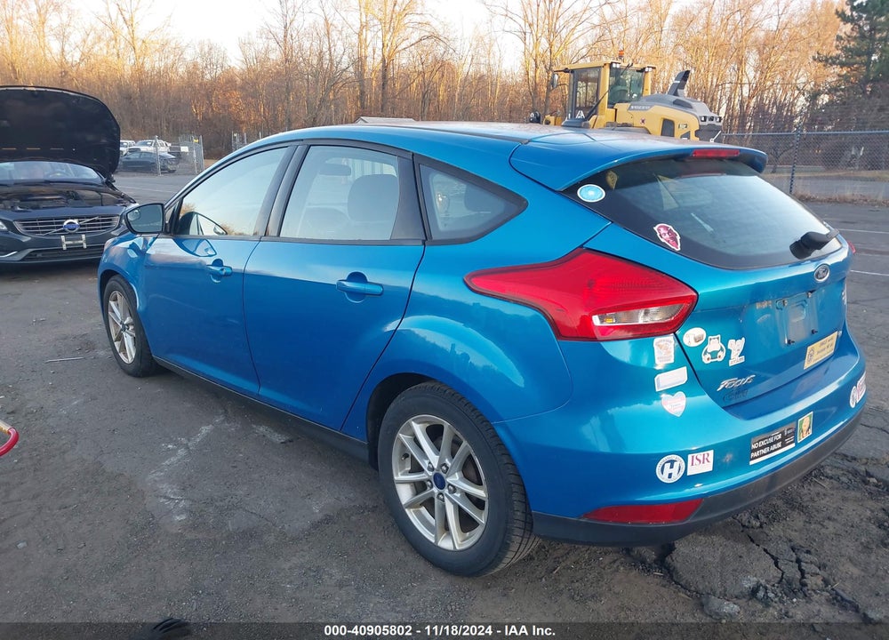 2016 FORD FOCUS SE VIN: 1FADP3K29GL230860