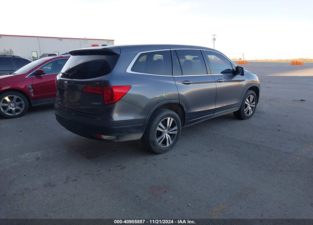 2017 HONDA PILOT EX-L VIN: 5FNYF6H85HB004010