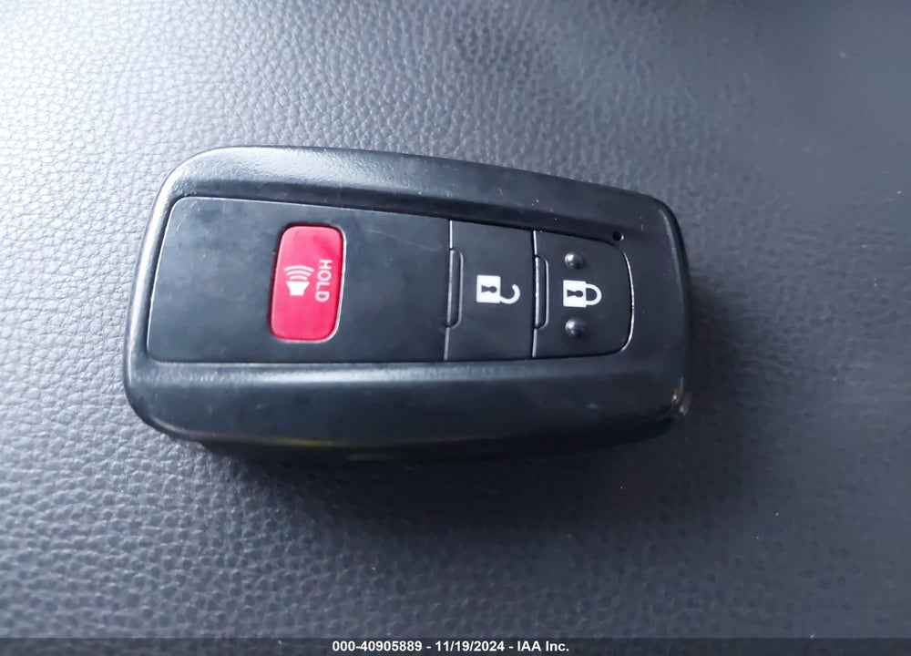 2022 TOYOTA RAV4 XLE VIN: 2T3P1RFV3NW297741