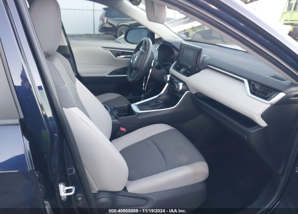 2022 TOYOTA RAV4 XLE VIN: 2T3P1RFV3NW297741