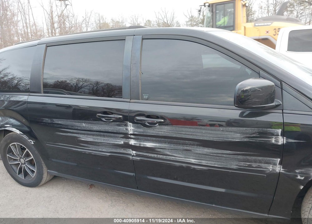 2016 DODGE GRAND CARAVAN R/T VIN: 2C4RDGEG6GR196651