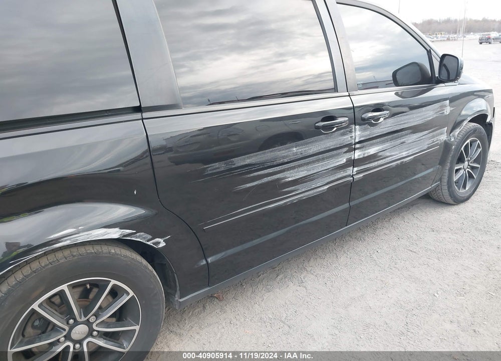 2016 DODGE GRAND CARAVAN R/T VIN: 2C4RDGEG6GR196651