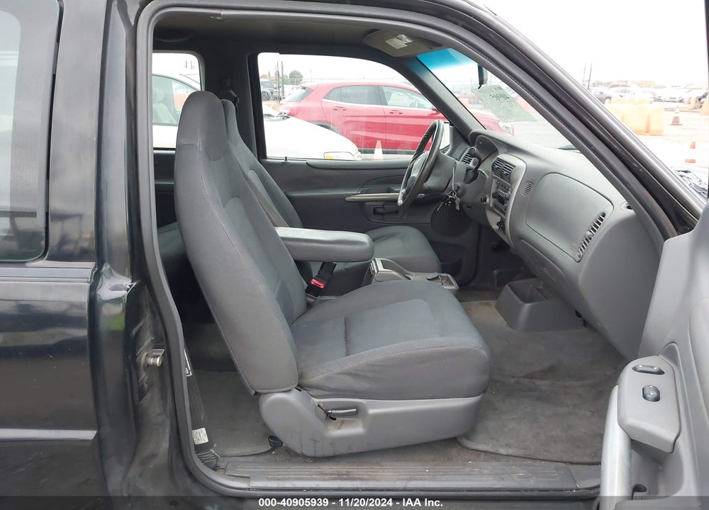2002 FORD EXPLORER SPORT VIN: 1FMYU60EX2UB28887
