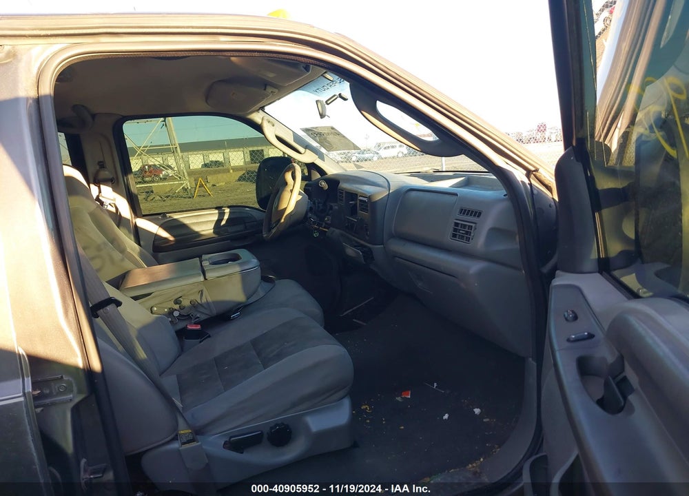 2004 FORD F-250 LARIAT/XL/XLT VIN: 1FTNW20L74EB68463