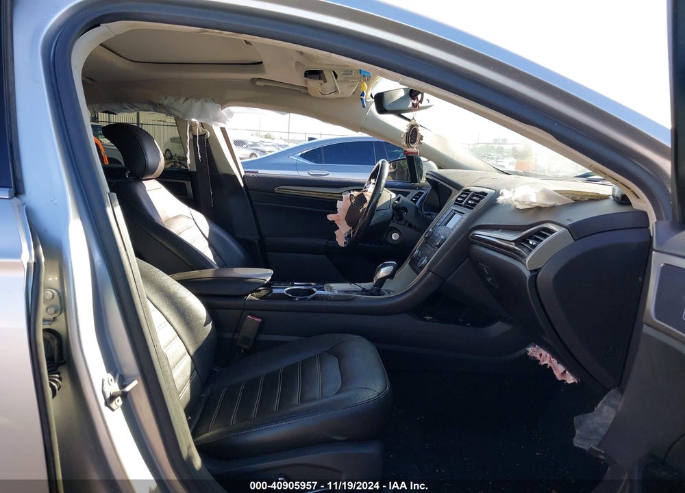 2013 FORD FUSION SE VIN: 3FA6P0HR6DR364153
