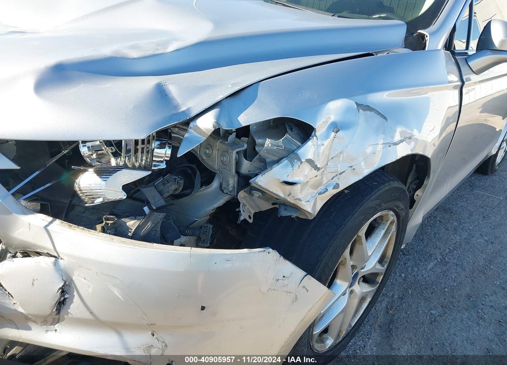2013 FORD FUSION SE VIN: 3FA6P0HR6DR364153