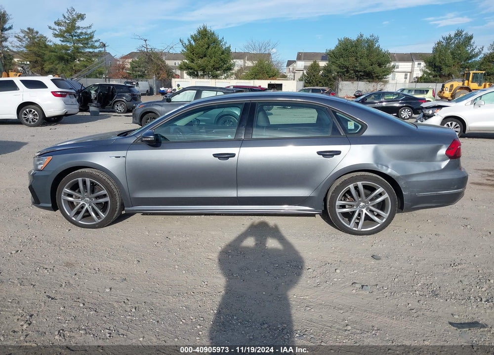 2018 VOLKSWAGEN PASSAT 2.0T R-LINE/2.0T S VIN: 1VWAA7A30JC000127