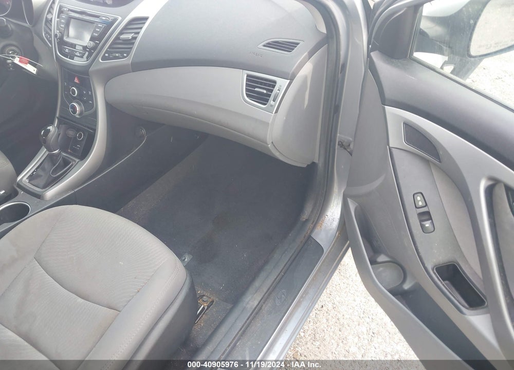 2016 HYUNDAI ELANTRA SE VIN: 5NPDH4AE8GH790284