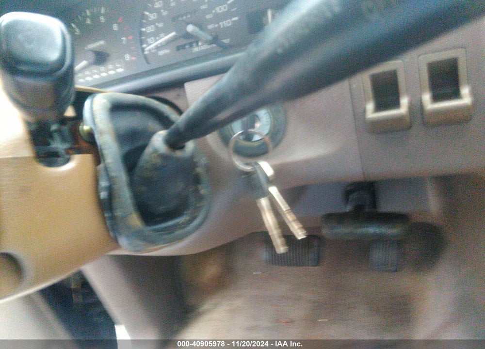 1996 TOYOTA T100 XTRACAB SR5 VIN: JT4TN14D0T0024594