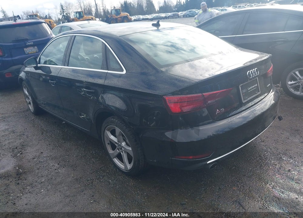 2019 AUDI A3 45 PREMIUM VIN: WAUBEGFF3K1019313