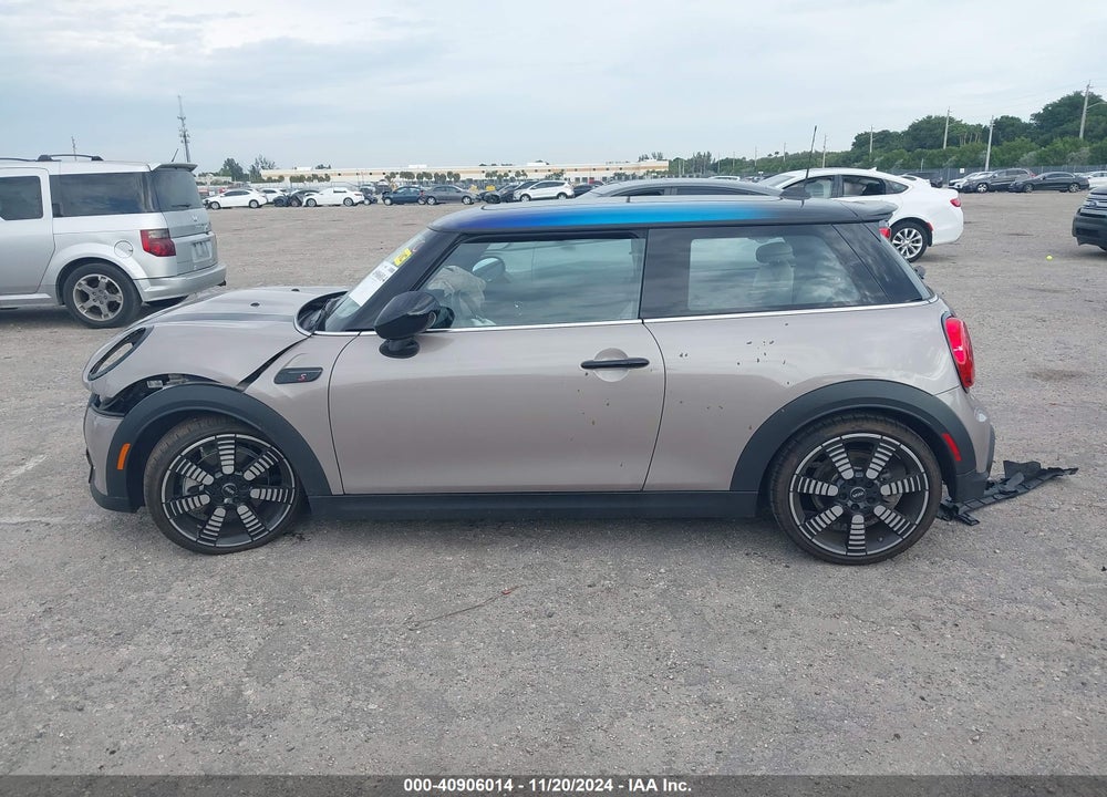 2024 MINI COOPER VIN: WMW53DH04R2U93107