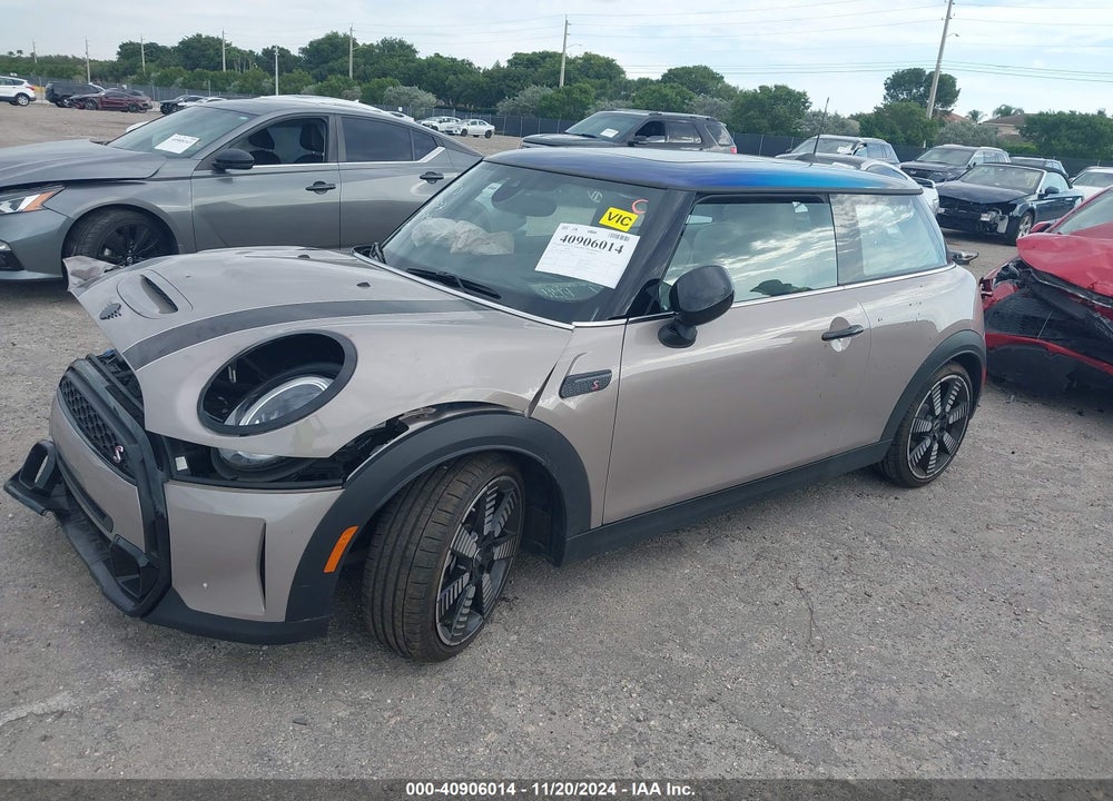2024 MINI COOPER VIN: WMW53DH04R2U93107