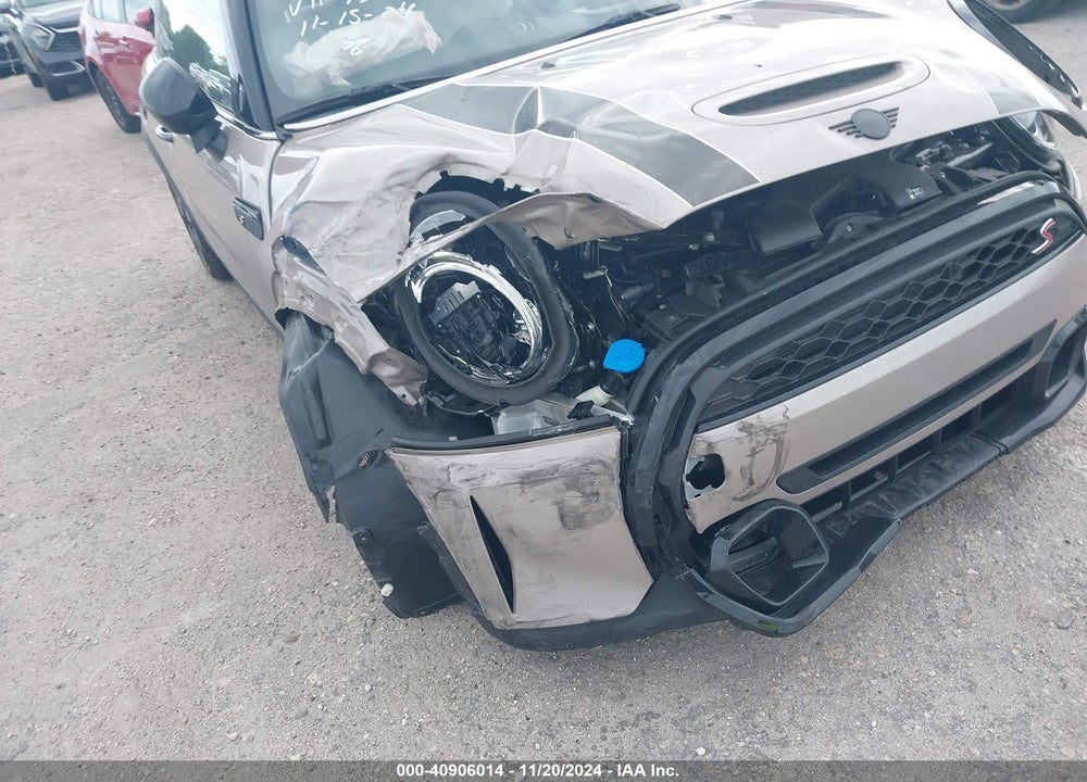 2024 MINI COOPER VIN: WMW53DH04R2U93107