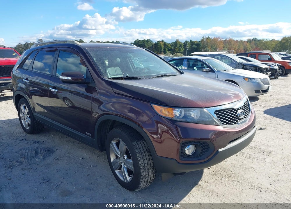 2013 KIA SORENTO EX VIN: 5XYKUCA67DG320417