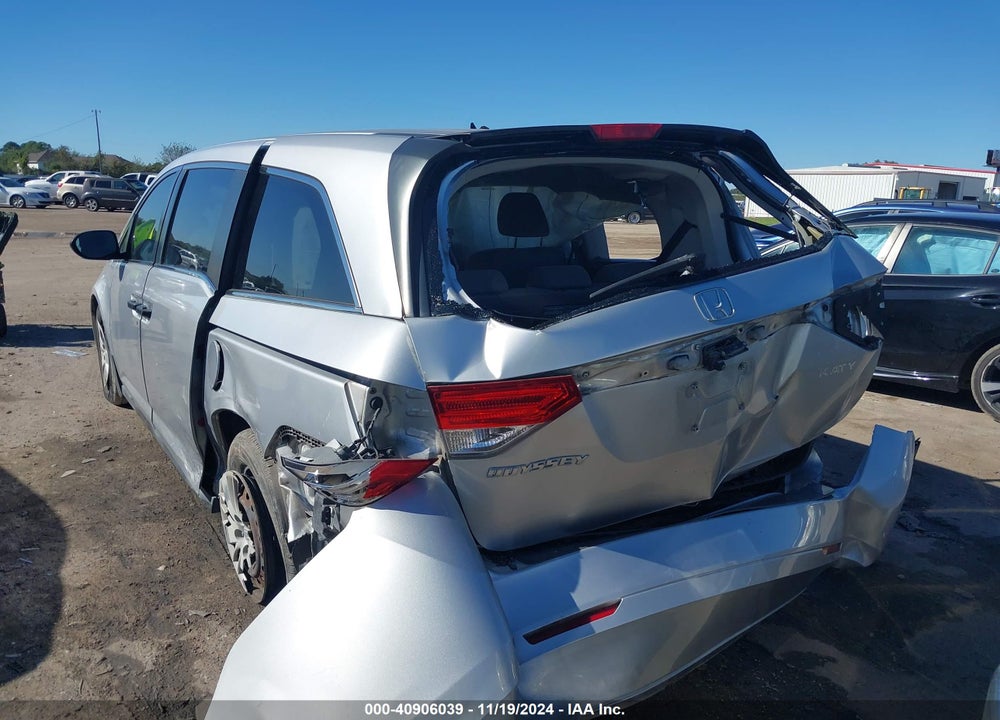 2015 HONDA ODYSSEY LX VIN: 5FNRL5H21FB002657