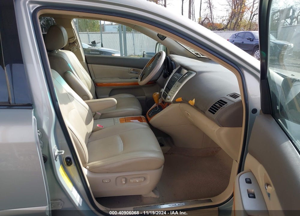 2007 LEXUS RX 350 VIN: 2T2HK31U17C041149