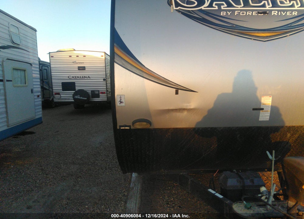 2015 FORR RIVER SAL VIN: 4X4TSMF2XFA313240