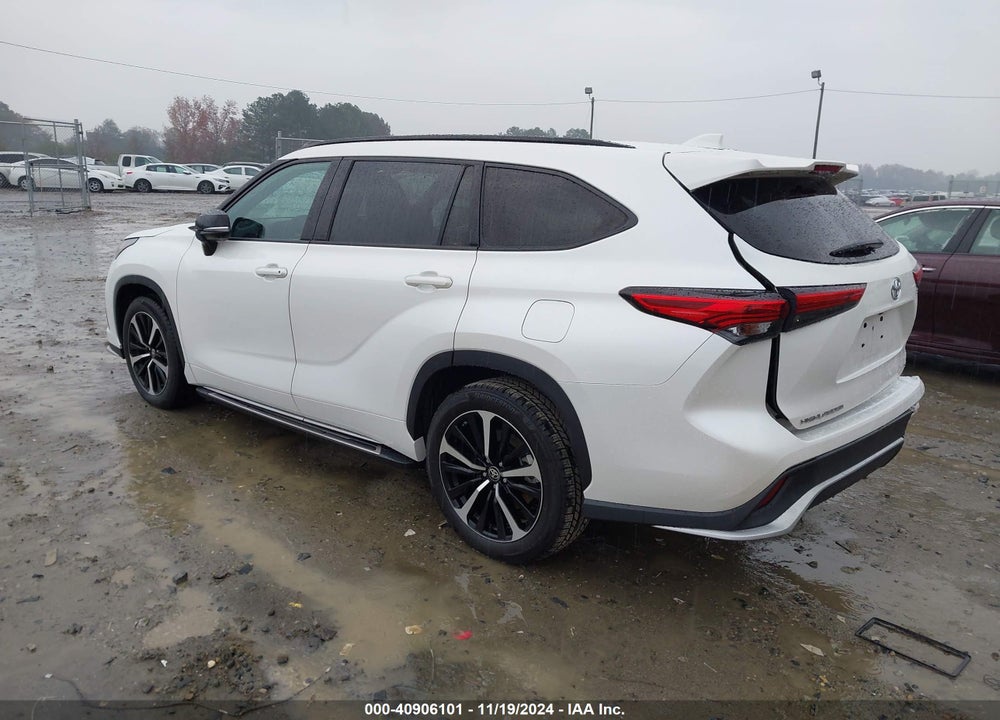 2021 TOYOTA HIGHLANDER XSE VIN: 5TDLZRAH3MS061972