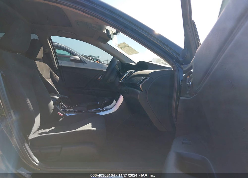2016 HONDA ACCORD EX VIN: 1HGCR2F70GA009371