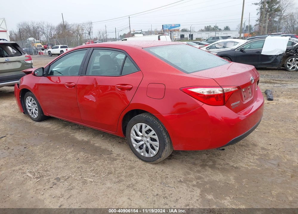 2018 TOYOTA COROLLA LE VIN: 5YFBURHE0JP756629