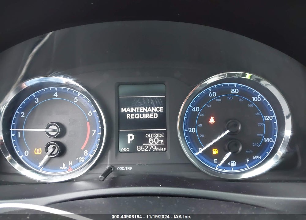 2018 TOYOTA COROLLA LE VIN: 5YFBURHE0JP756629