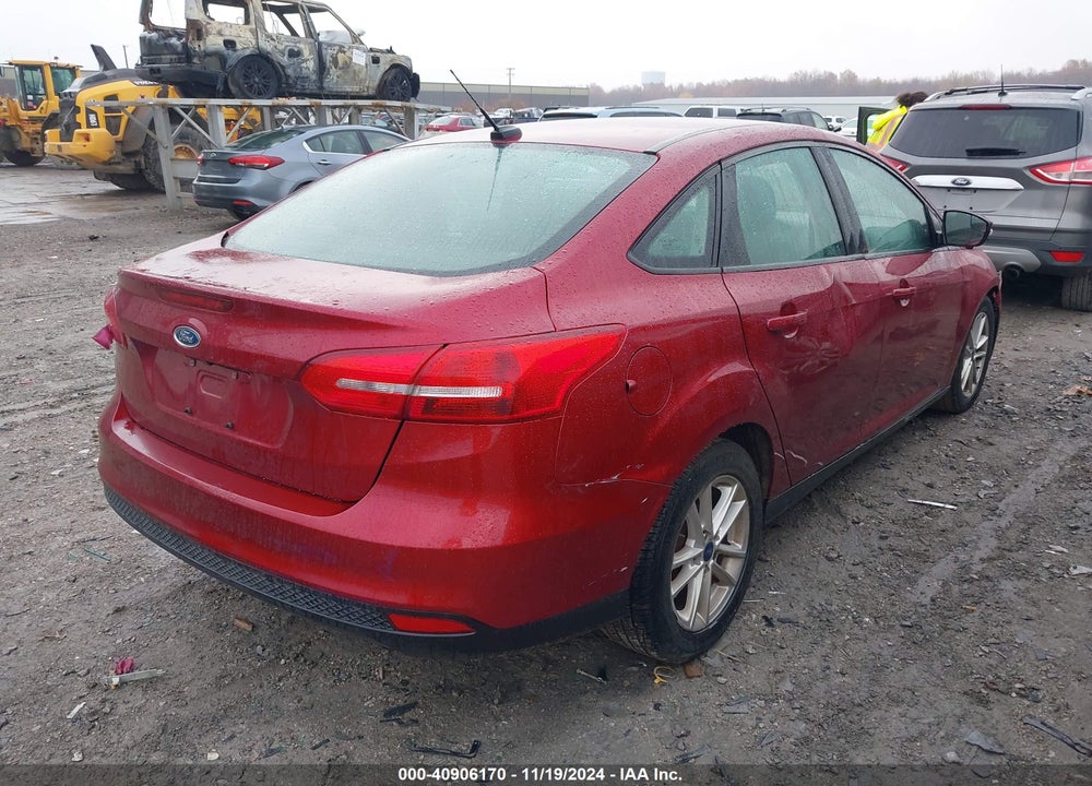 2017 FORD FOCUS SE VIN: 1FADP3F2XHL321891