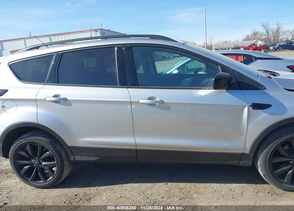 2018 FORD ESCAPE SE VIN: 1FMCU9GD4JUA39789