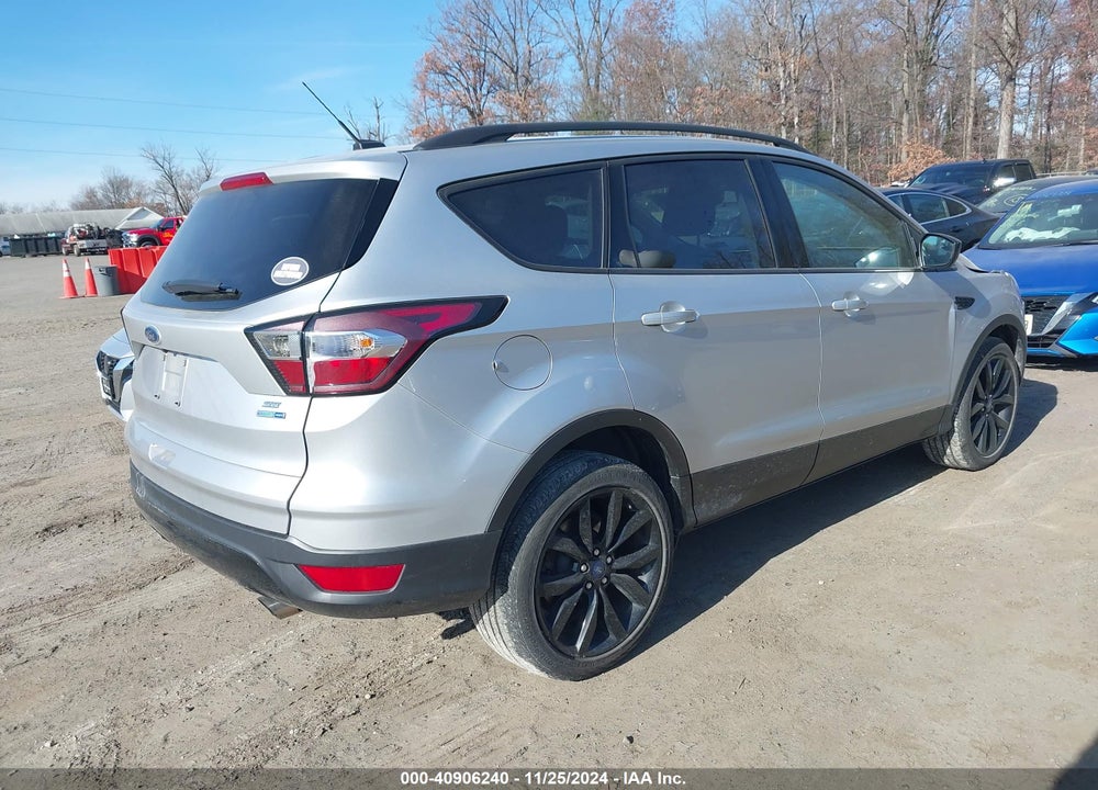 2018 FORD ESCAPE SE VIN: 1FMCU9GD4JUA39789