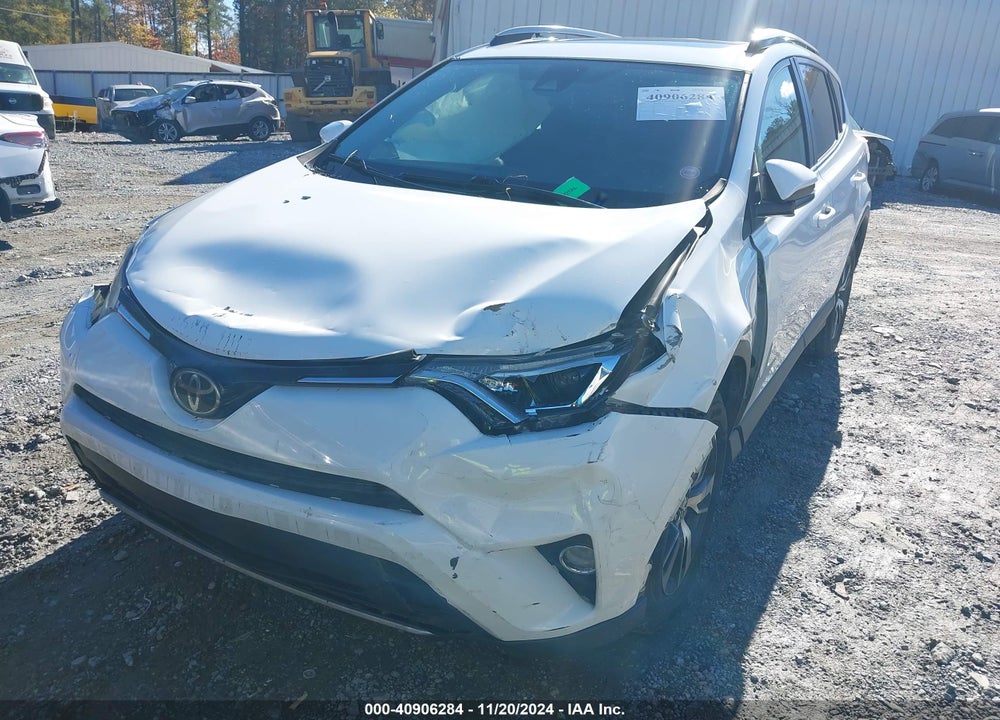 2017 TOYOTA RAV4 XLE VIN: JTMRFREV2HJ713017