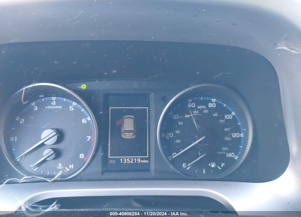 2017 TOYOTA RAV4 XLE VIN: JTMRFREV2HJ713017