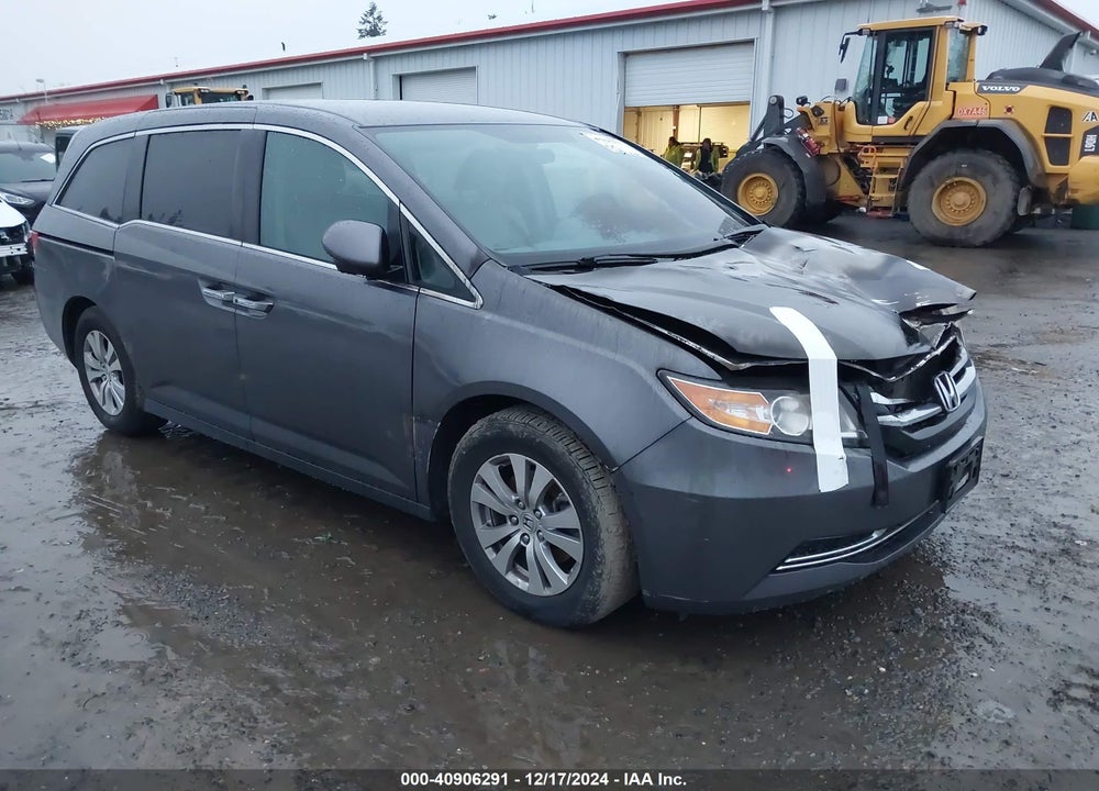 2016 HONDA ODYSSEY SE VIN: 5FNRL5H38GB138892