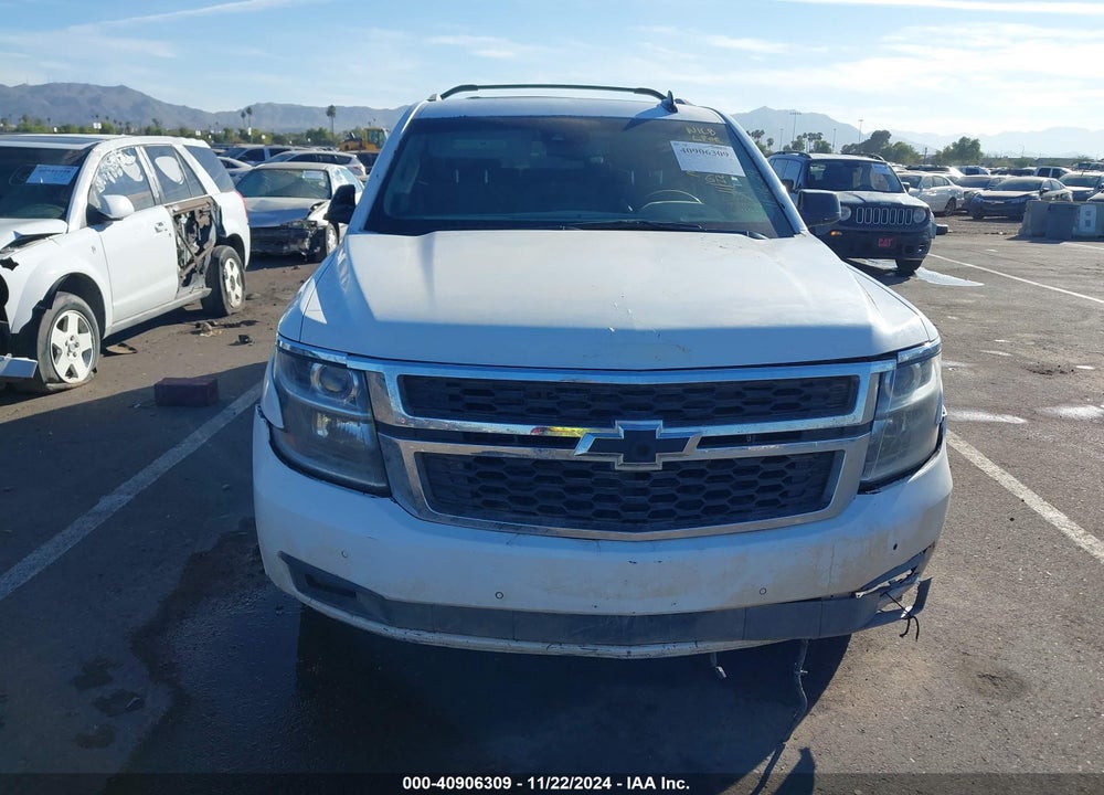 2017 CHEVROLET SUBURBAN LT VIN: 1GNSCHKC3HR269520