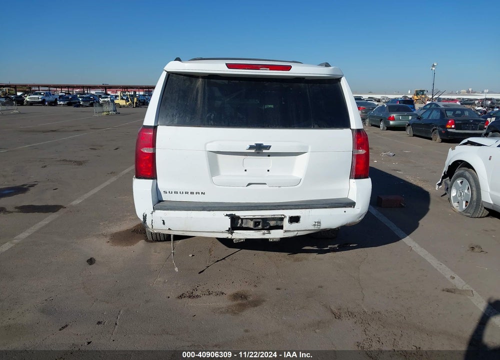 2017 CHEVROLET SUBURBAN LT VIN: 1GNSCHKC3HR269520