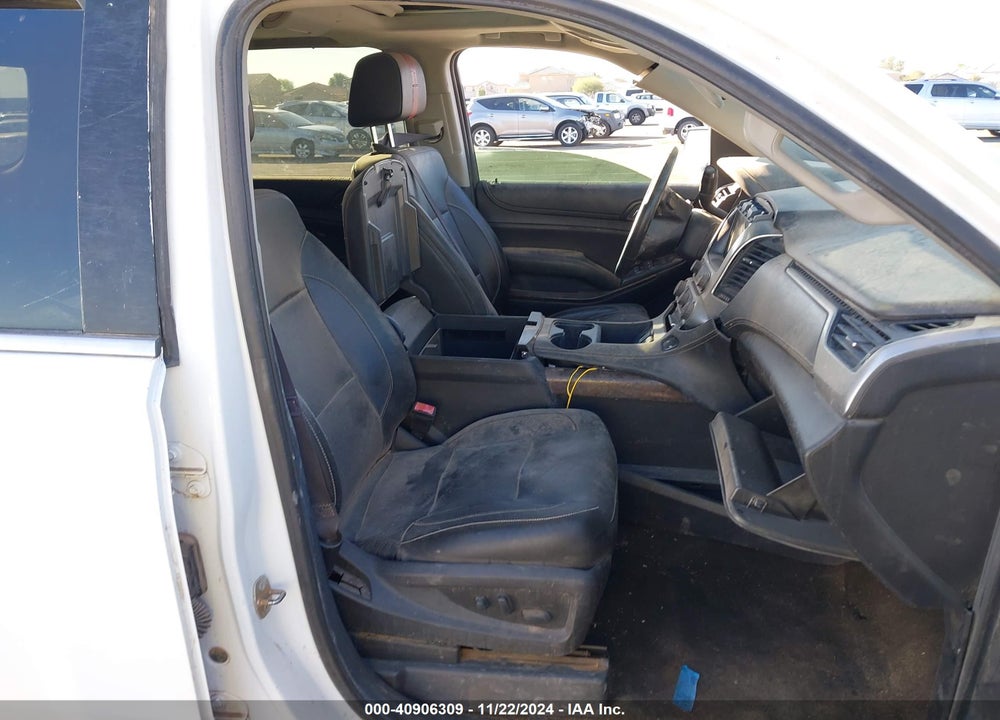 2017 CHEVROLET SUBURBAN LT VIN: 1GNSCHKC3HR269520