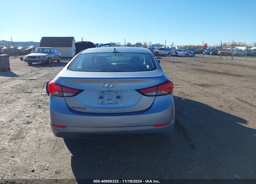 2015 HYUNDAI ELANTRA VIN: 5NPDH4AE7FH601834