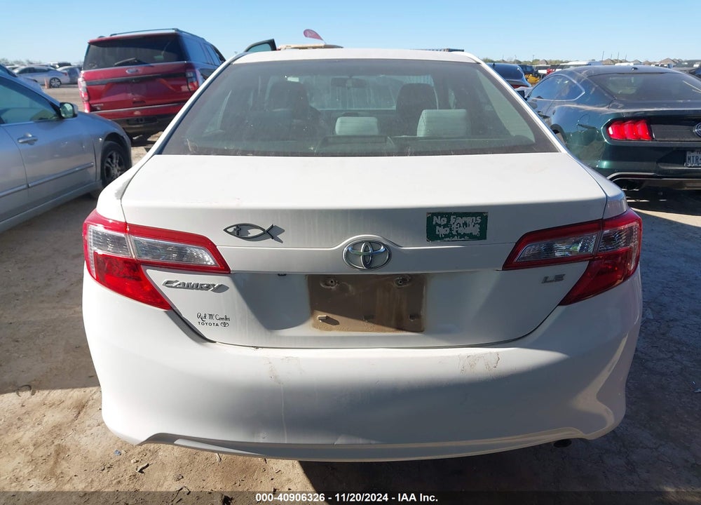2014 TOYOTA CAMRY LE VIN: 4T4BF1FK5ER408176